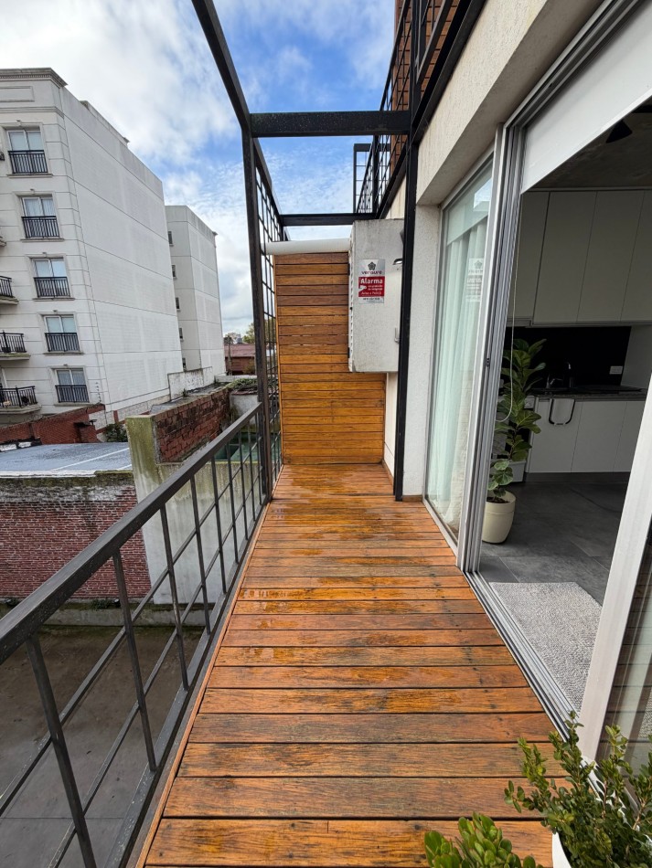 DEPARTAMENTO DOS AMBIENTES EN LOFT CON DOBLE BALCON TERRAZA. CHAUVIN 