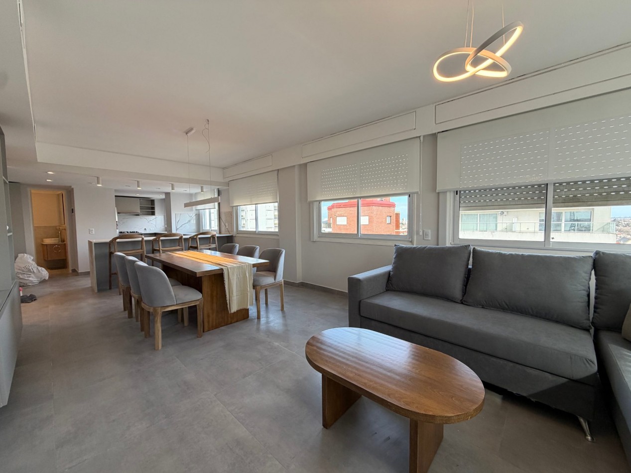 VENTA 4 AMBIENTES CON COCHERA Y VISTA AL MAR - ZONA TORREON