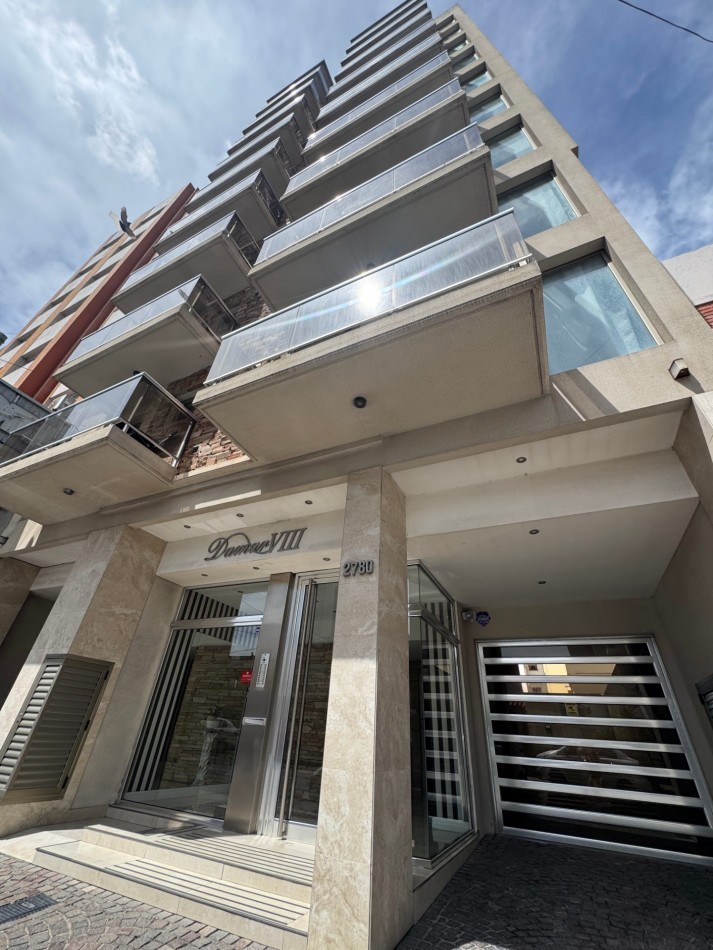 SEMIPISO 2 AMBIENTES CON BALCON A LA CALLE A UNA CUADRA DEL MAR - LA PERLA