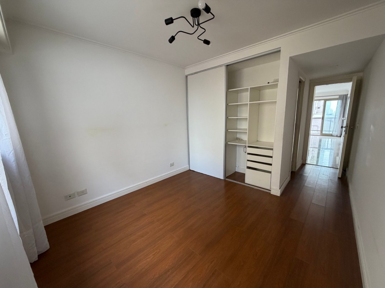 SEMIPISO 2 AMBIENTES CON BALCON A LA CALLE A UNA CUADRA DEL MAR - LA PERLA