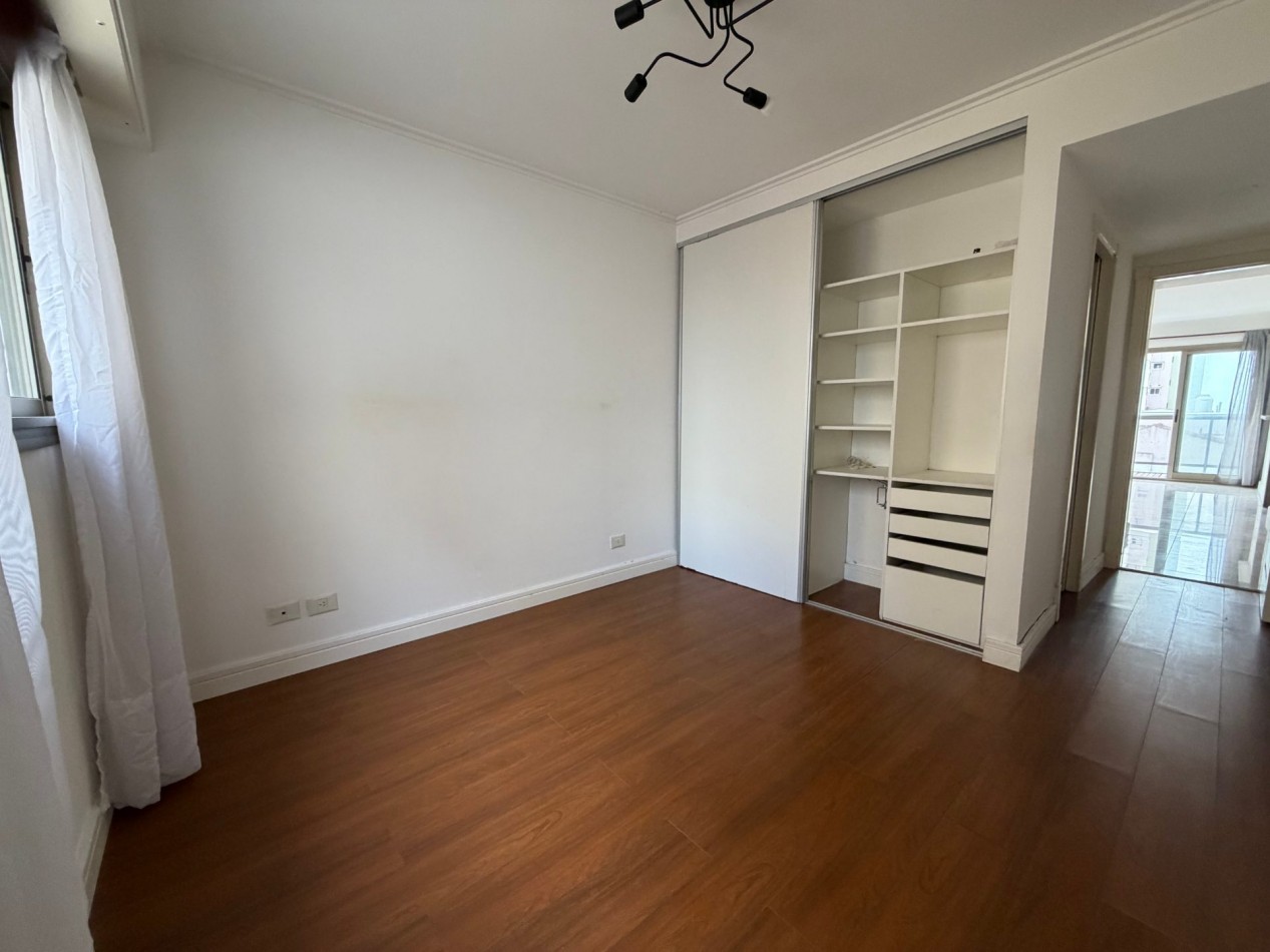 SEMIPISO 2 AMBIENTES CON BALCON A LA CALLE A UNA CUADRA DEL MAR - LA PERLA