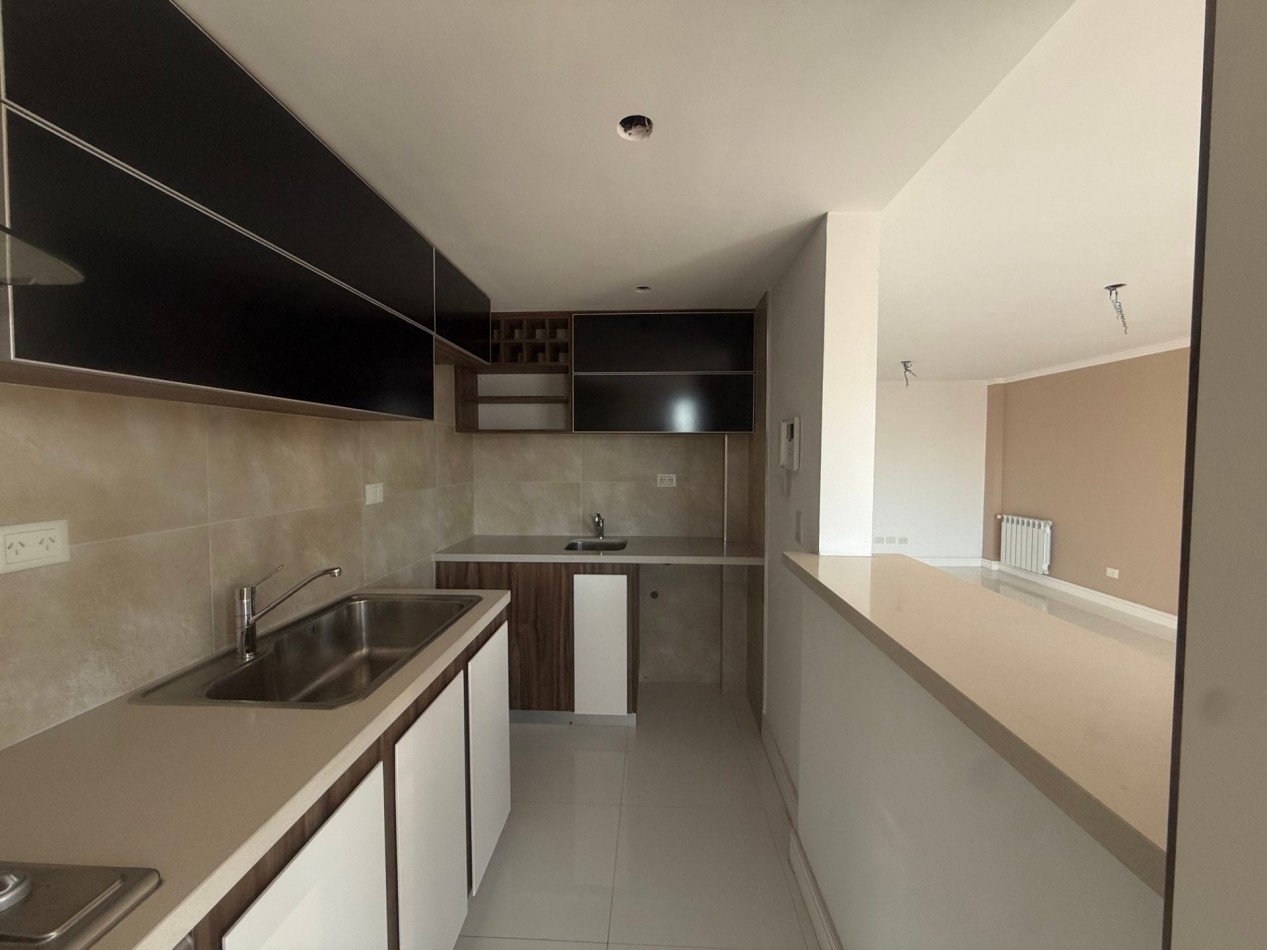 3 AMBIENTES A ESTRENAR CON COCHERA - EDIFICIO DAMAR IX - PLAZA MITRE