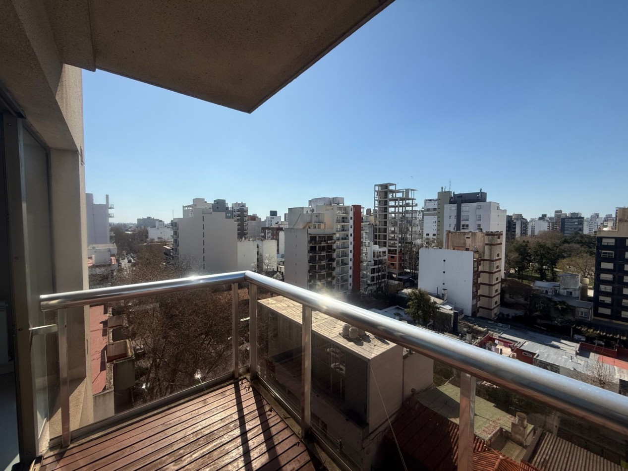 3 AMBIENTES A ESTRENAR CON COCHERA - EDIFICIO DAMAR IX - PLAZA MITRE