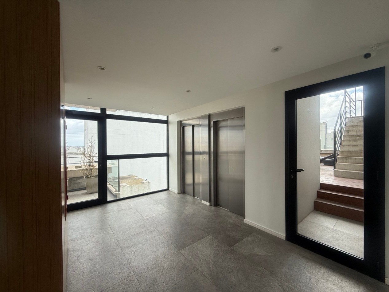 DEPARTAMENTO 2 AMBIENTES CON BALCON Y PATIO - EDIFICIO ANDROS - PLAZA MITRE