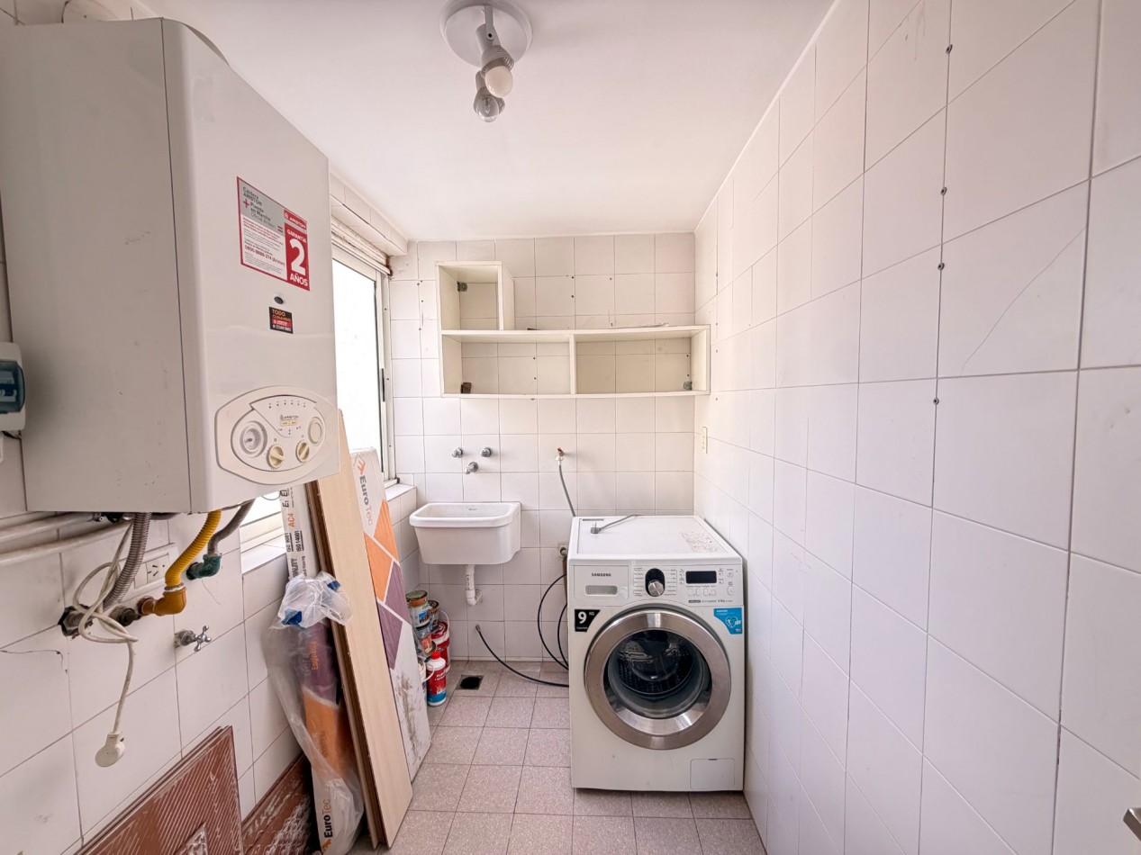 VENTA 4 AMBIENTES EN DUPLEX CON COCHERA - APTO CREDITO - ZONA GUEMES