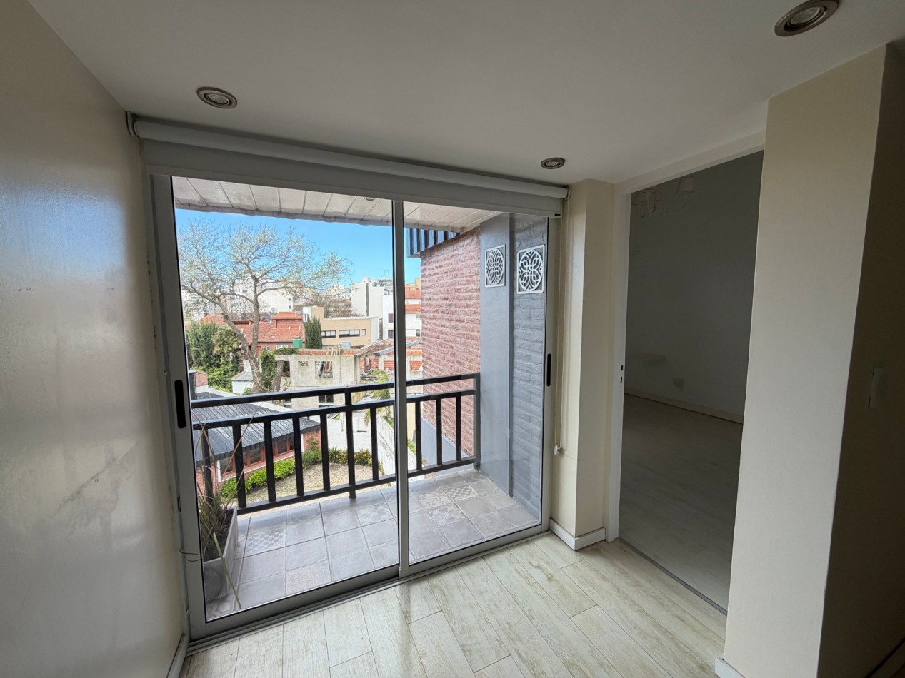 VENTA 4 AMBIENTES EN DUPLEX CON COCHERA - APTO CREDITO - ZONA GUEMES