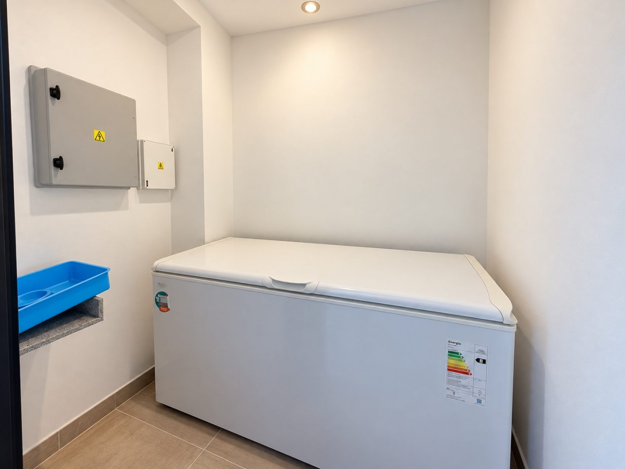 OPORTUNIDAD EN BARRIO PRIVADO RUMENCO - MODERNA CASA SOBRE DOS LOTES 