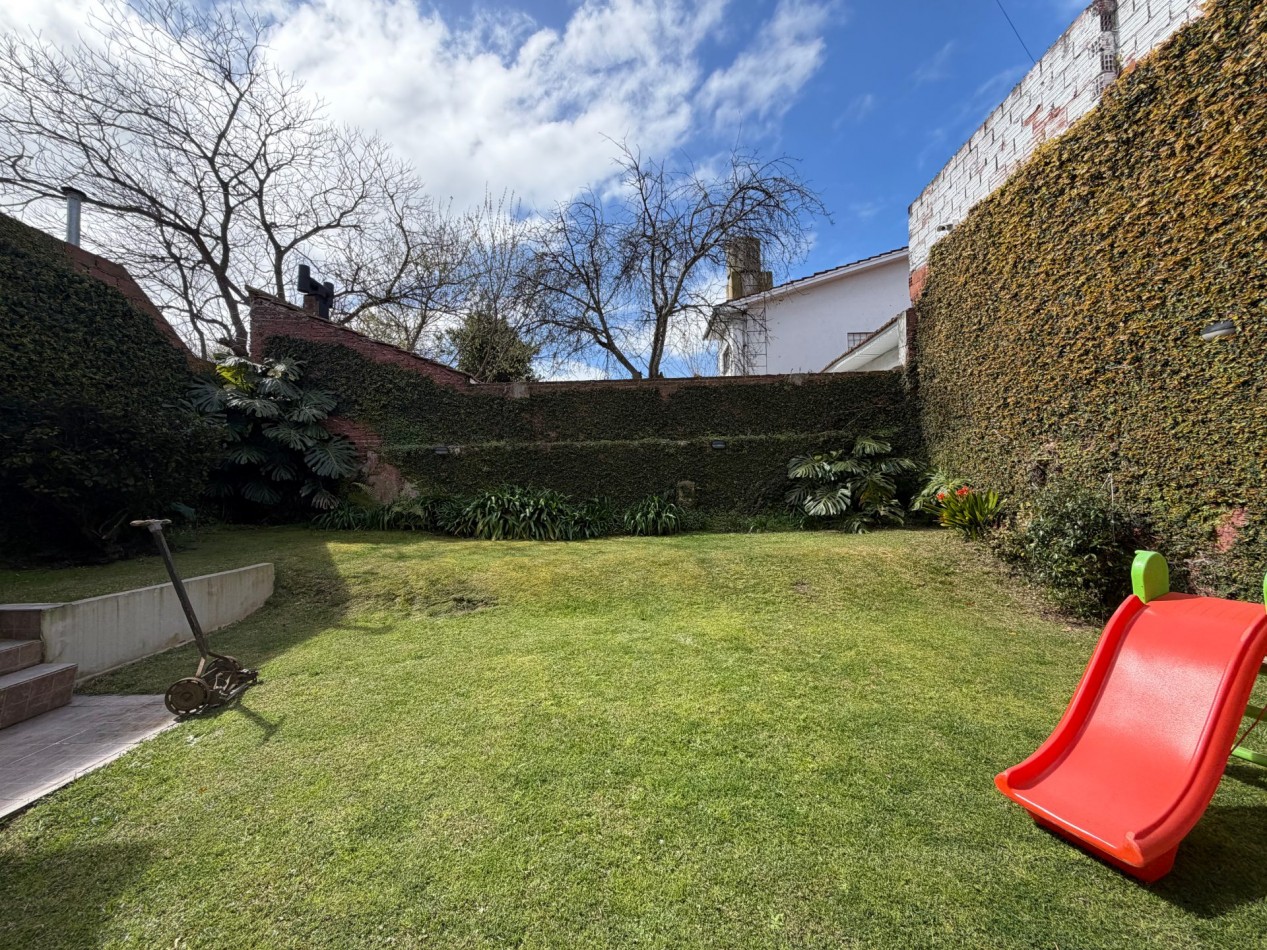 CASA DE 4 AMBIENTES EN BARRIO SAN CARLOS - APTA A CREDITO