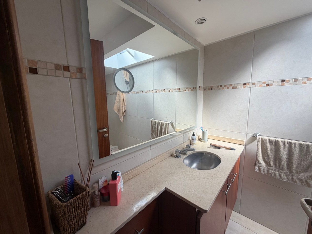 CASA DE 4 AMBIENTES EN BARRIO SAN CARLOS - APTA A CREDITO