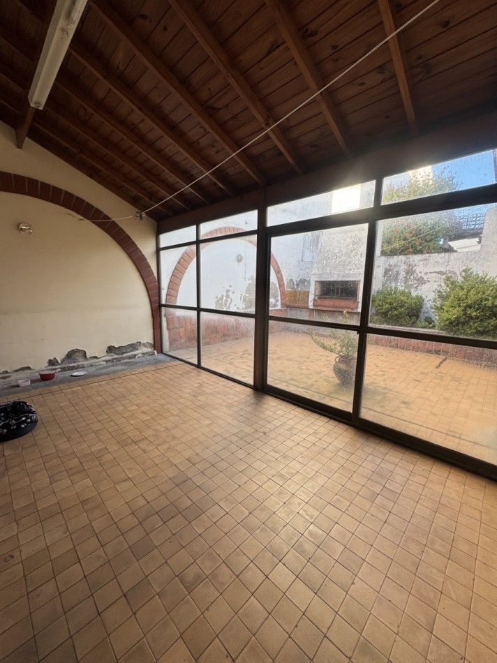 CASA DE CUATRO AMBIENTES MAS PLAYROOM EN BARRIO SAN JOSE MAR DEL PLATA