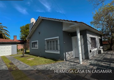 COMODA CASA  DE CUATRO AMBIENTES EN BARRIO CAISAMAR A LA VENTA. MAR DEL PLATA