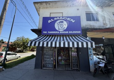 VENTA PROPIEDAD EN BLOCK- 4 LOCALES + PH 3 AMBIENTES APTO CREDITO. MAR DEL PLATA