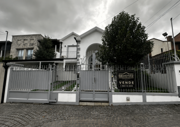CASA DE CATEGORIA EN LO MEJOR DEL BARRIO SAN CARLOS. MAR DEL PLATA