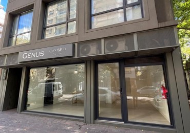 MODERNO LOCAL EN VENTA EN MACROCENTRO CON RENTA. MAR DEL PLATA
