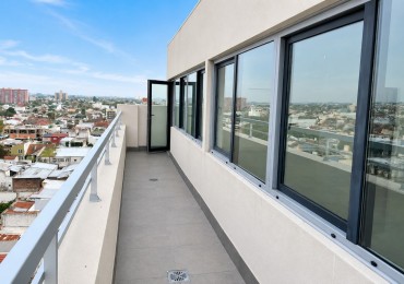 MODERNA OFICINA EN ALQUILER CON BALCON TERRAZA - ZONA MACROCENTRO