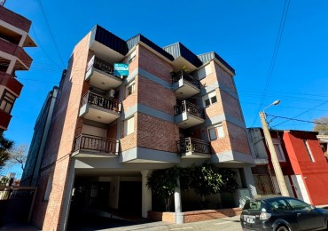 VENTA 4 AMBIENTES EN DUPLEX CON COCHERA - APTO CREDITO - ZONA CHAUVIN